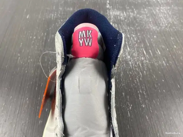 One Kick West Jordan Retro 2 Wie Golf NRG Aloha 1 Michelle High FV3565-100 0628